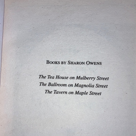 Original Penguin Red and Black Coffee Table Book - Picture 5 of 11